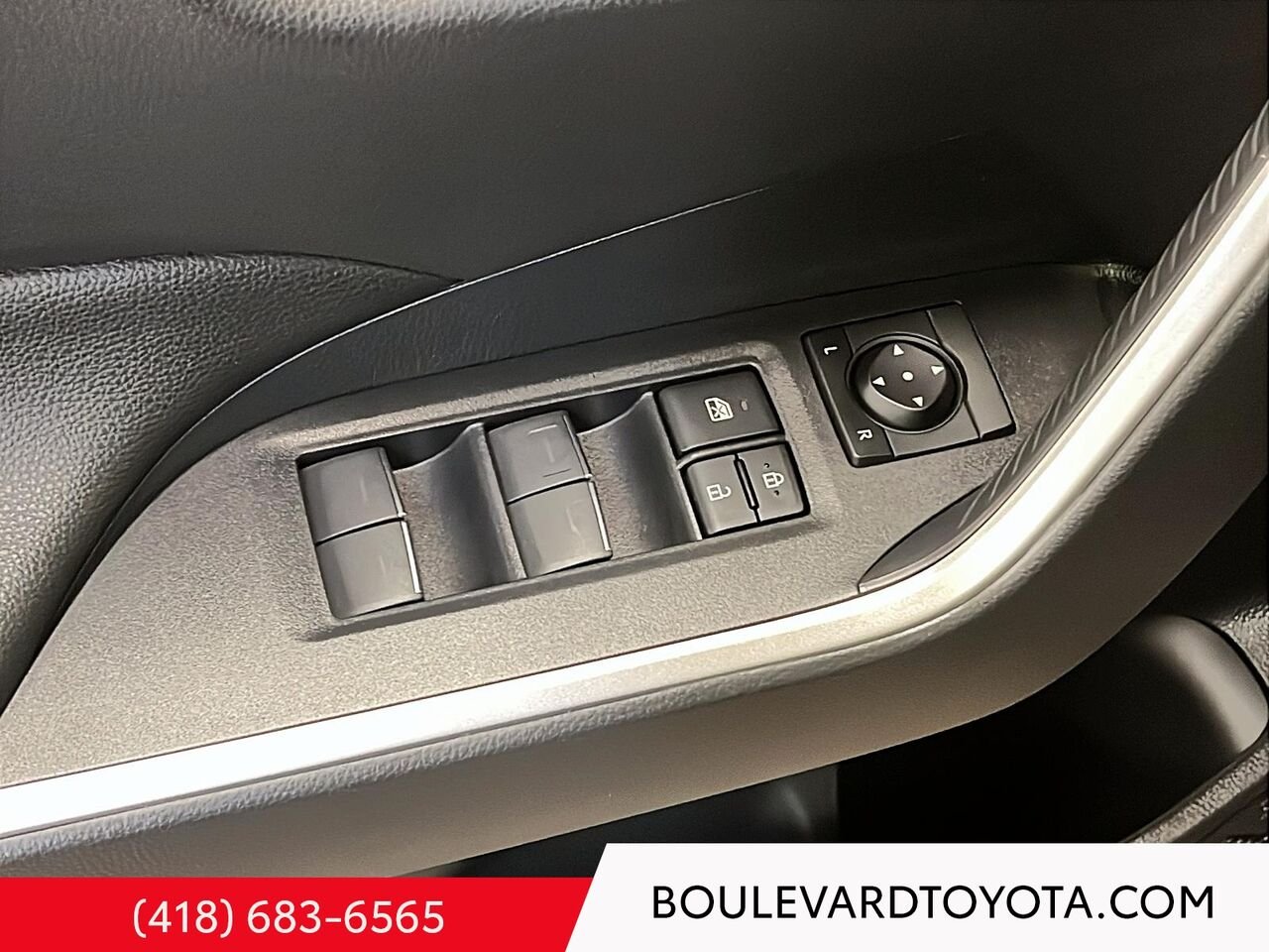 Toyota RAV4 PRIME 100266A-57 | SE 2024 Noir Québec - photo #7