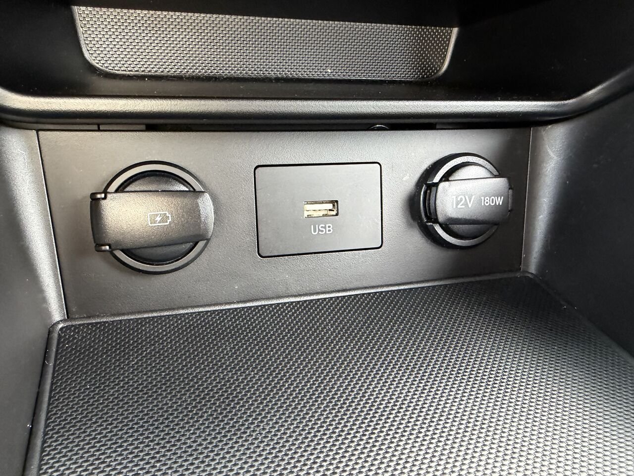 2022 Hyundai Kona Grey Thetford Mines - photo #26