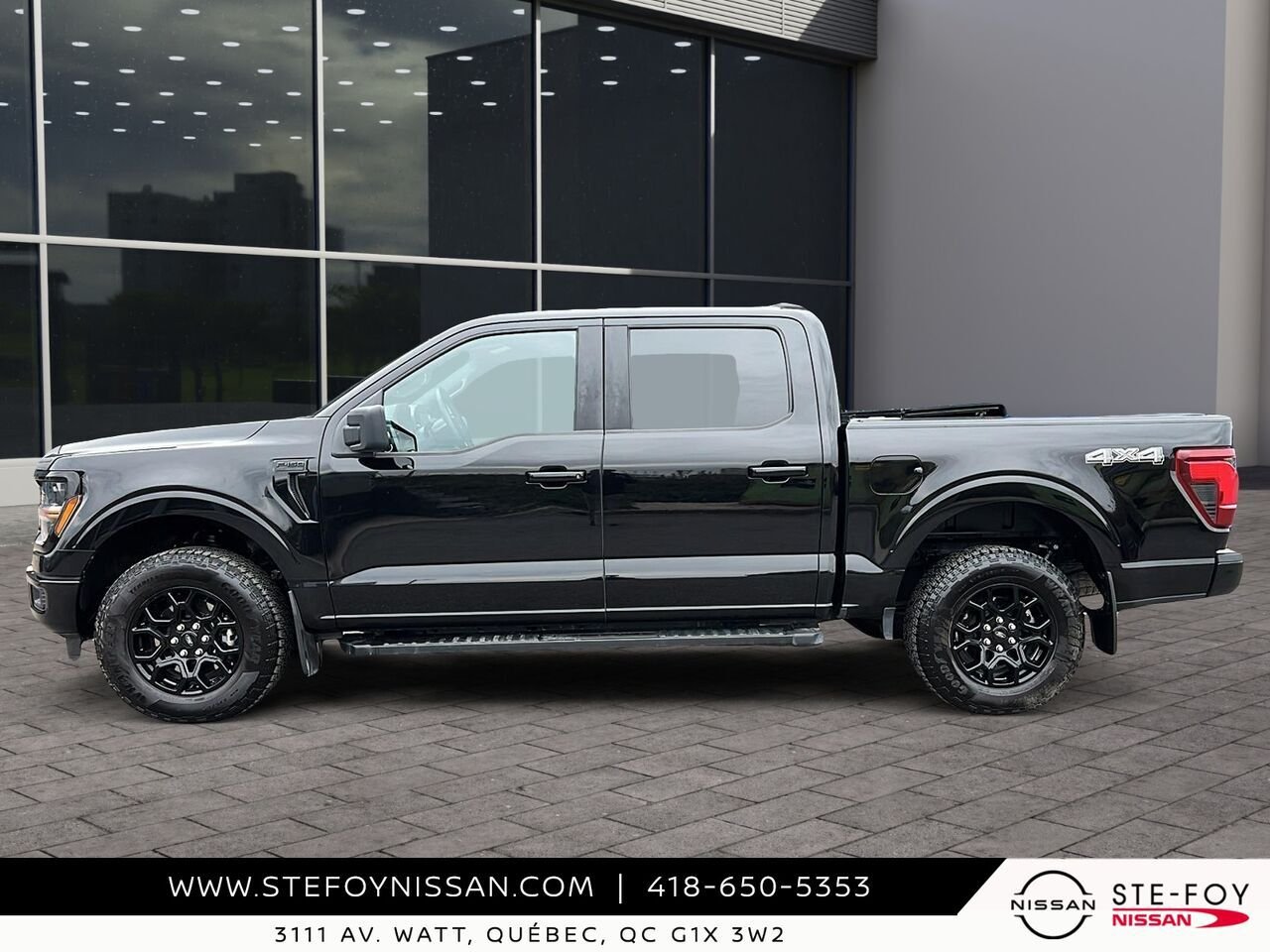 2025 Ford F-150 XLT Black Ste-Foy - photo #4