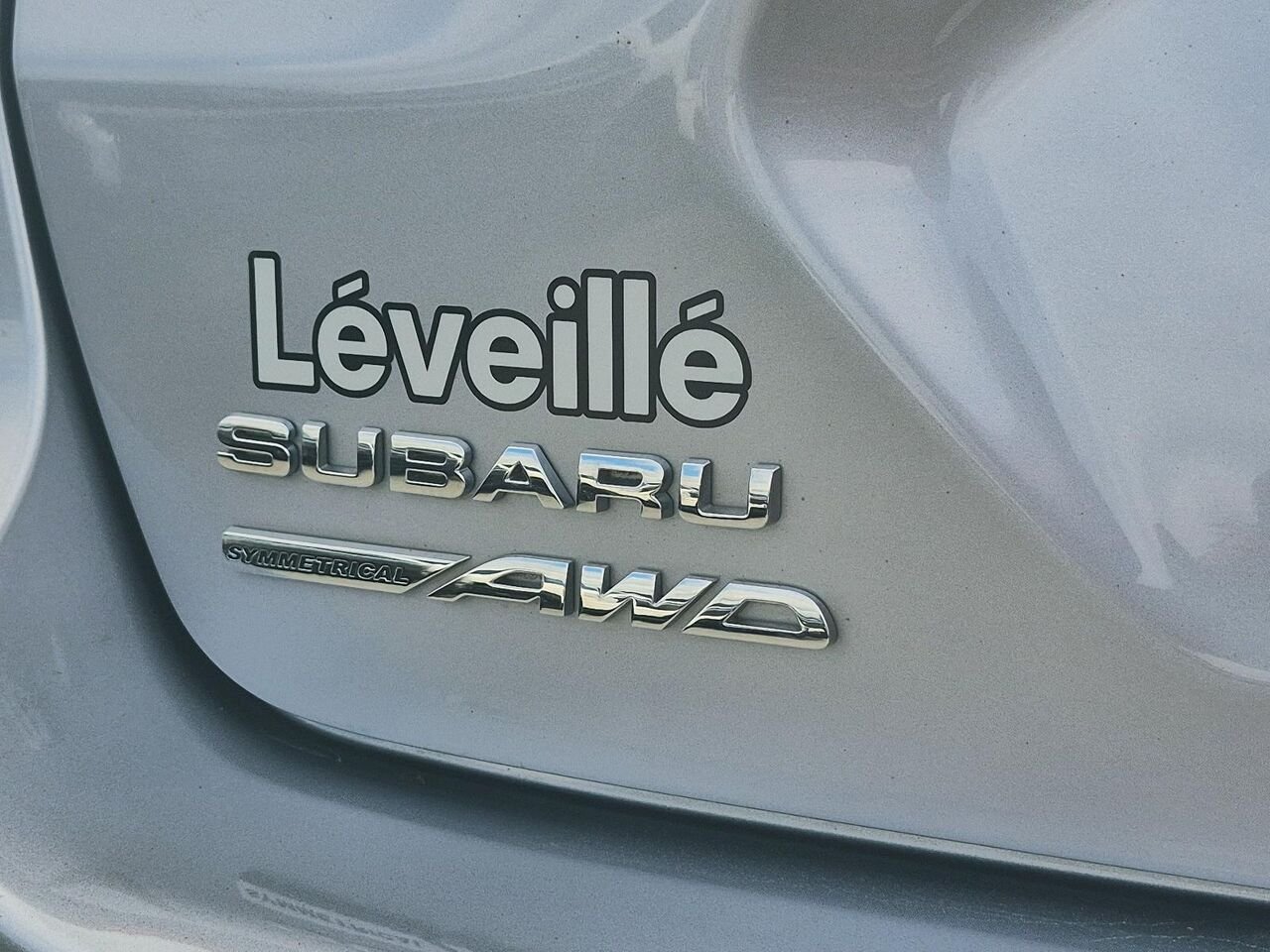 2024 Subaru Crosstrek Grey Saint-Jérôme - photo #6