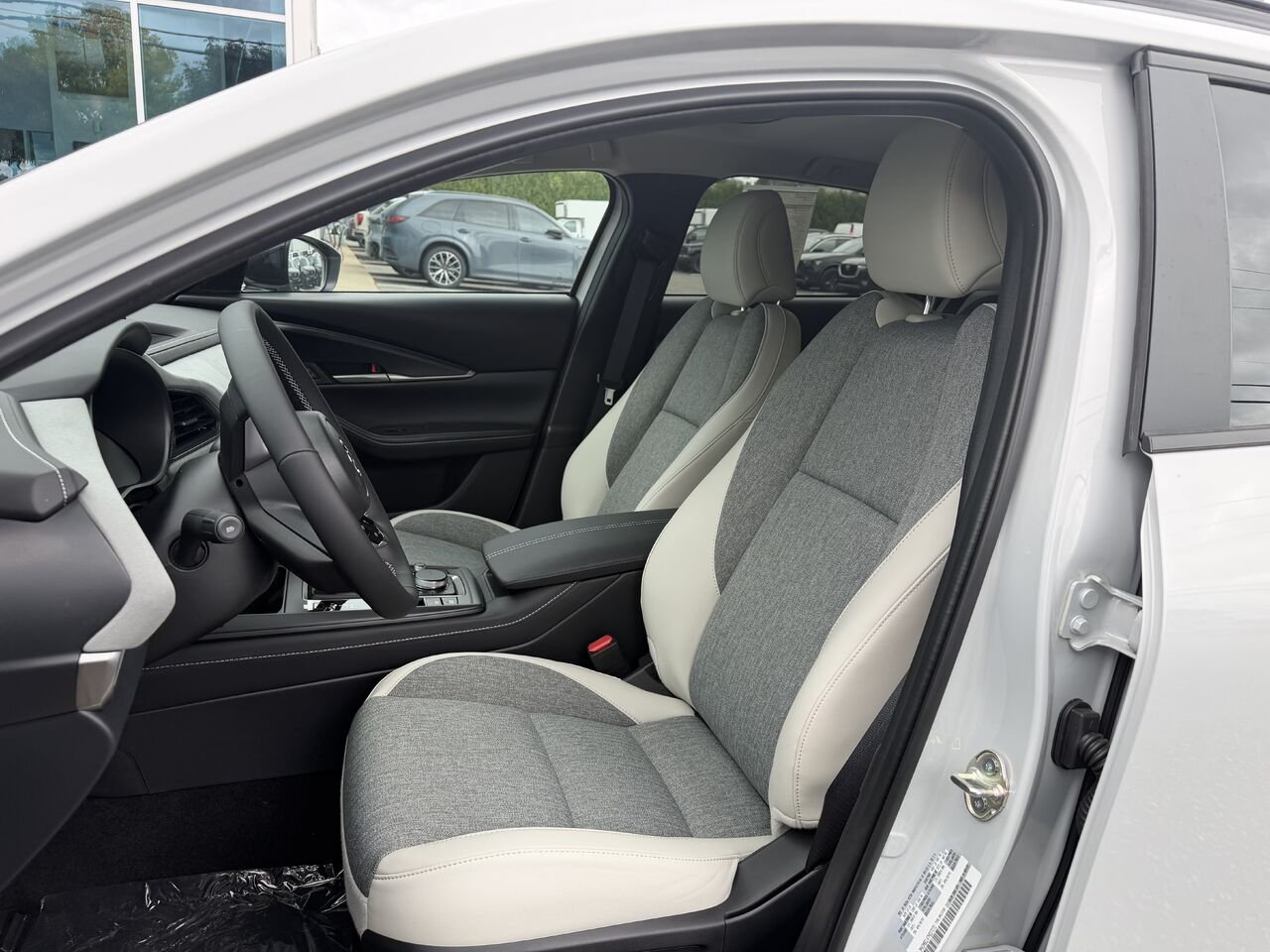 MAZDA CX-30 2026 Gris aéro métallisé Ste-Marie - photo #11