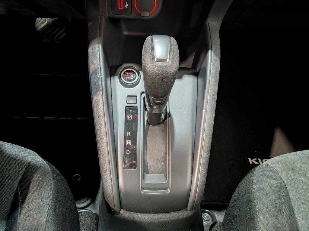 Nissan Kicks S FWD 2024 Blanc Val-David - photo #24