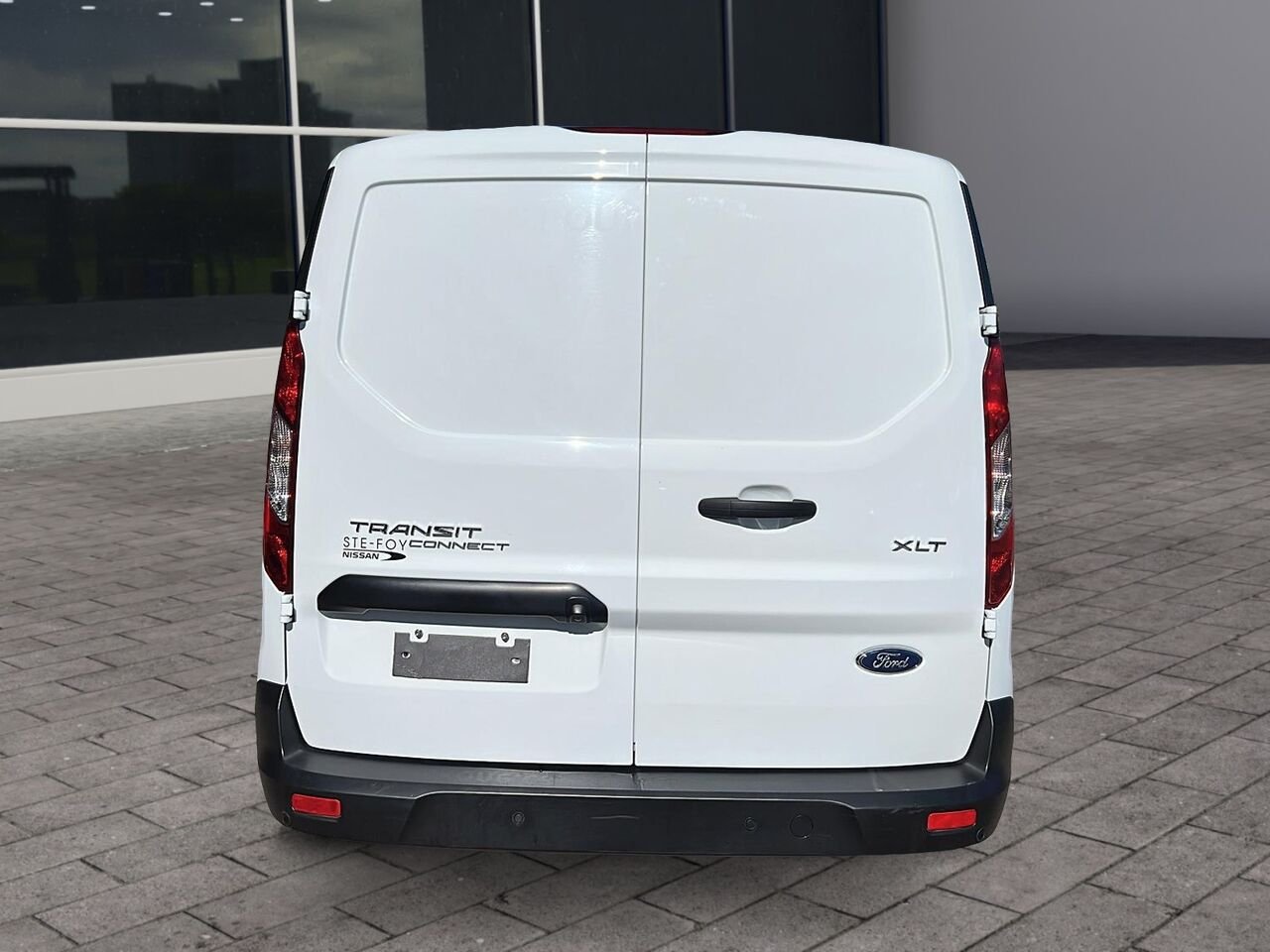 2023 Ford Fourgon Transit Connect White Québec - photo #2