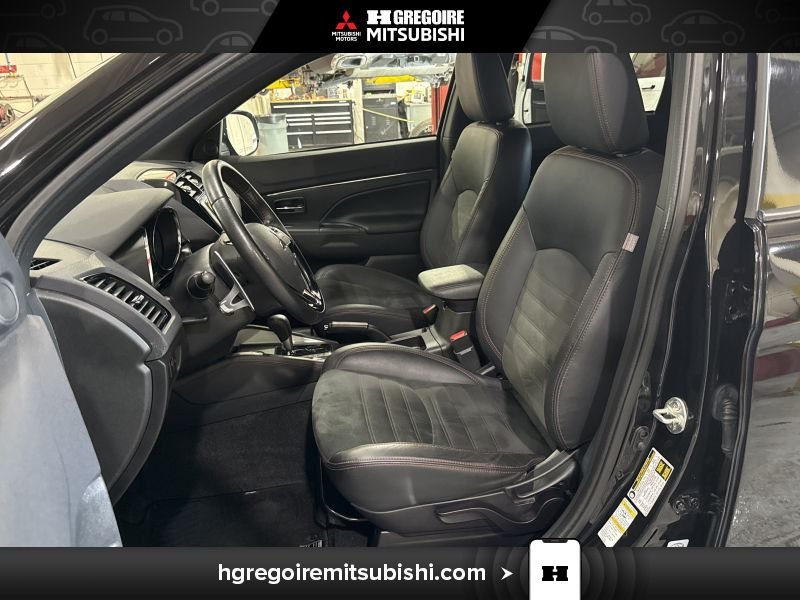 2020 Mitsubishi RVR Black Saint-Eustache - photo #13