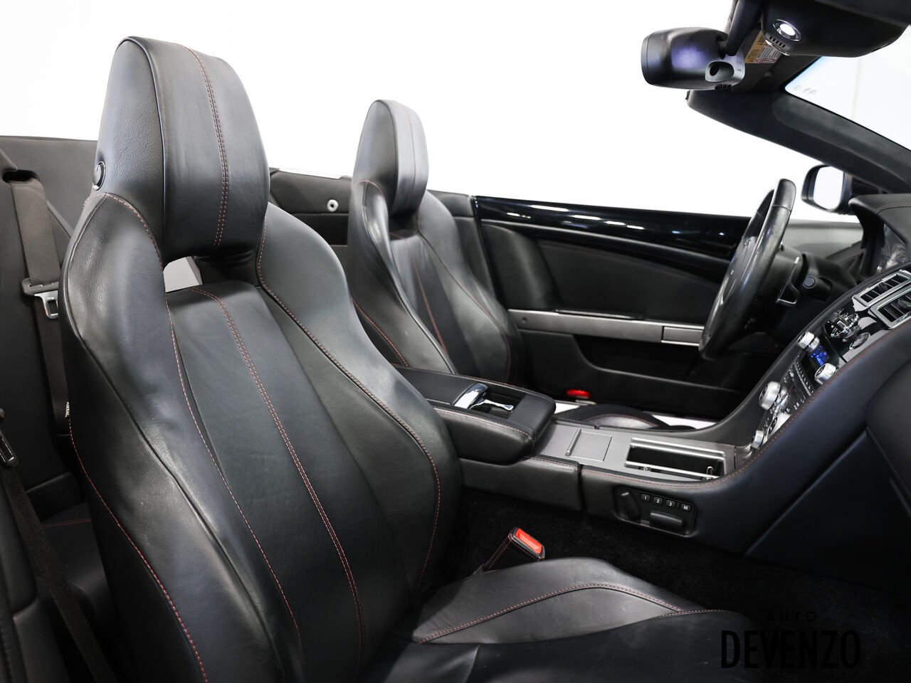 2009 Aston Martin DB9 Black Saint-Eustache - photo #10