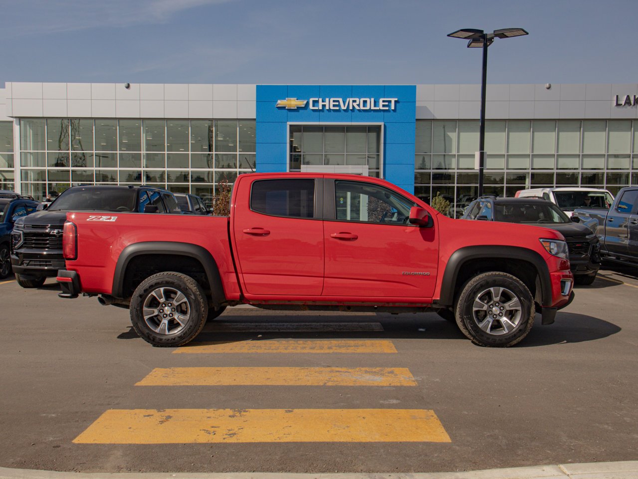 2018 Chevrolet Colorado 4WD Crew Cab 128.3 Z71 Red Sherwood Park - photo #11