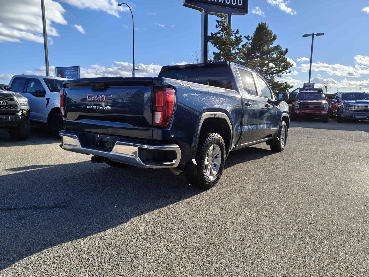 2023 GMC Sierra 1500 4WD Crew Cab 147 Pro Blue Sherwood Park - photo #4