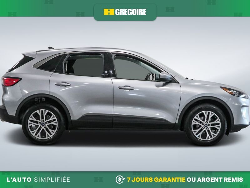 2022 Ford Escape Grey Laval - photo #10