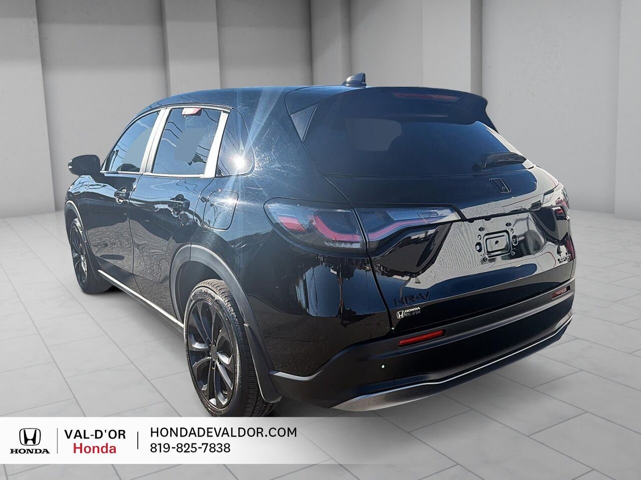 2025 Honda HR-V Sport AWD ALL BLACK GARANTIE PROLONGÉE Black Val-d'Or - photo #3