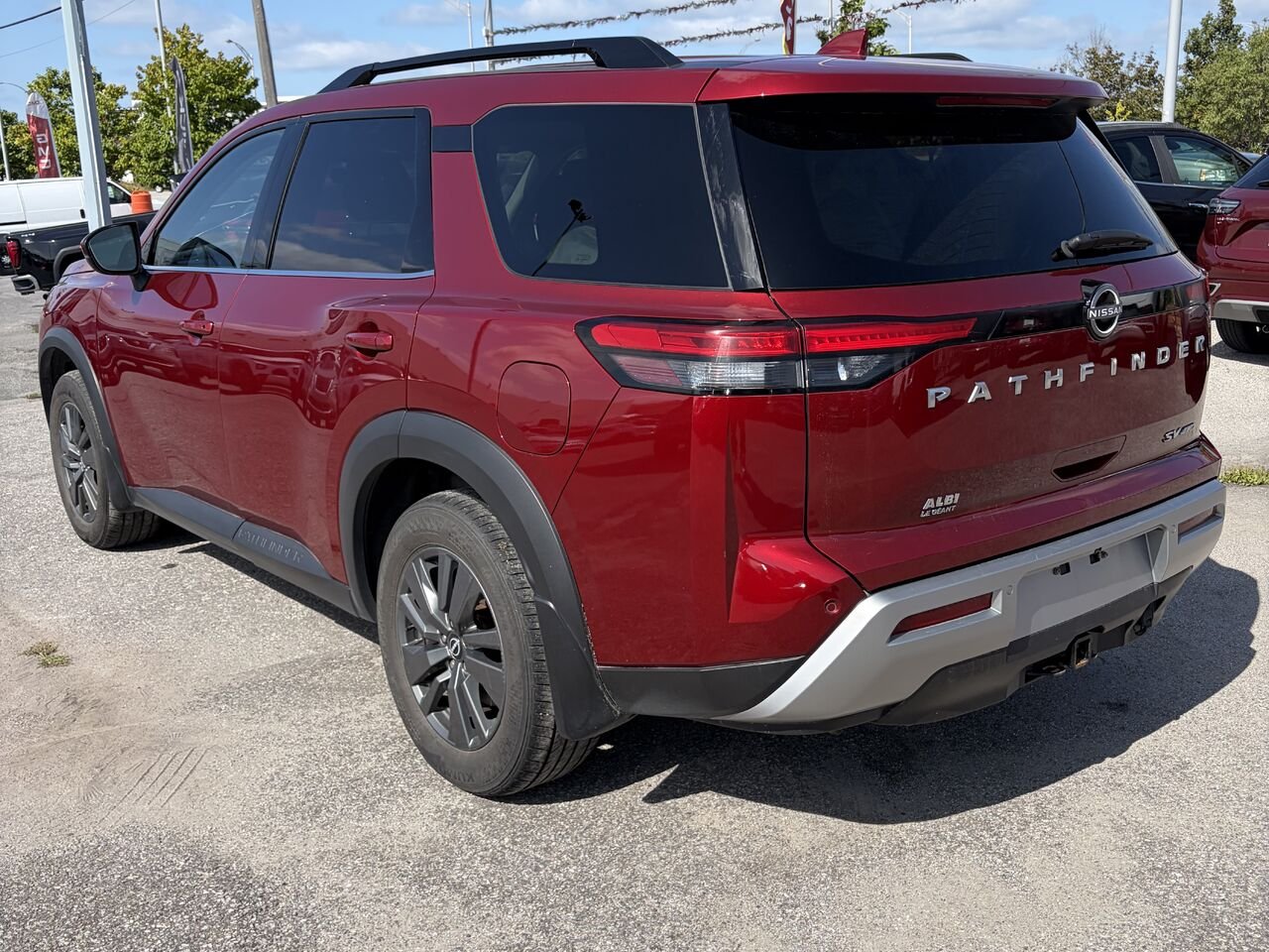 2024 NISSAN PATHFINDER SV SV 4RM Red Gatineau - photo #11