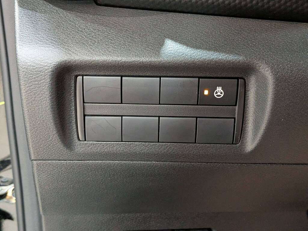 2024 Nissan Kicks SV FWD Black Val-David - photo #30