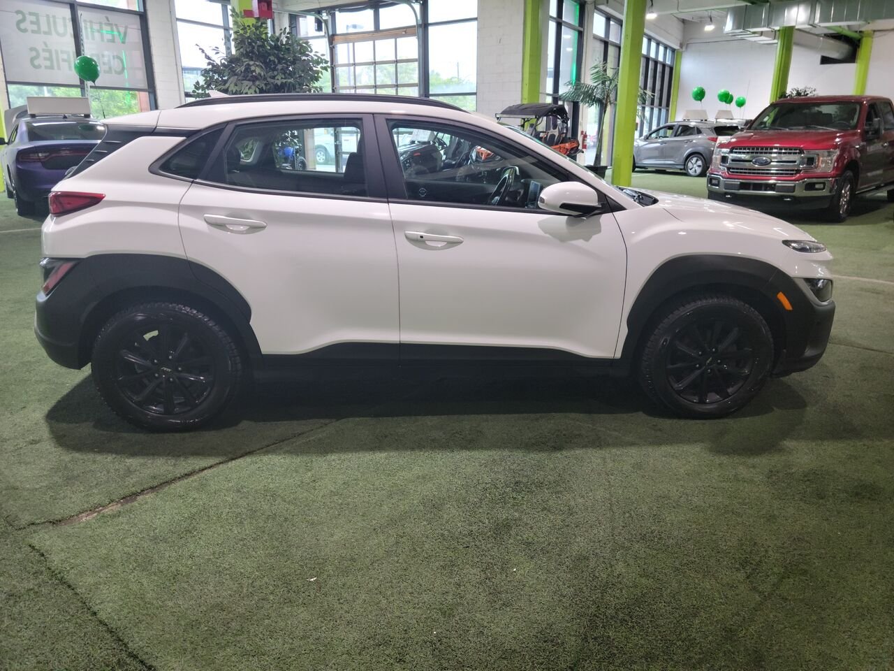 2022 Hyundai Kona White  - photo #6