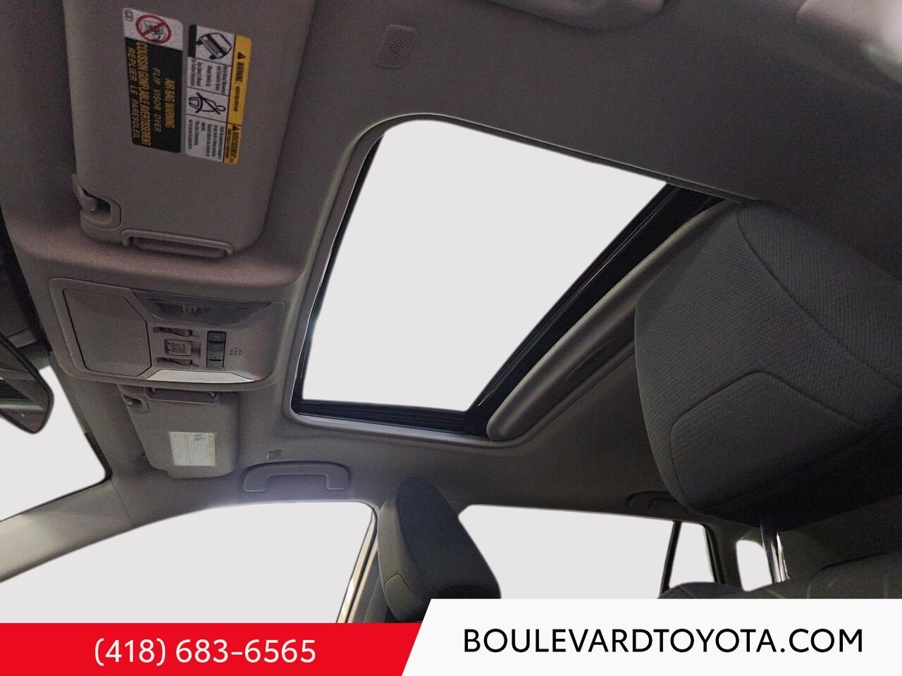 2023 Toyota RAV4 100594A-95 | XLE, AWD Silver Québec - photo #10