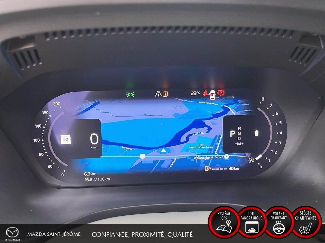 2024 Volvo XC60 B5 PLUS DARK THEME | AWD | CAMÉRA 360 | TOIT PANO | Grey Saint-Jérôme - photo #15