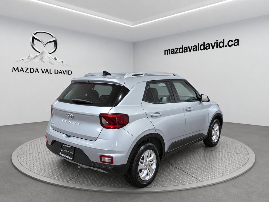 2021 Hyundai Venue Preferred Silver