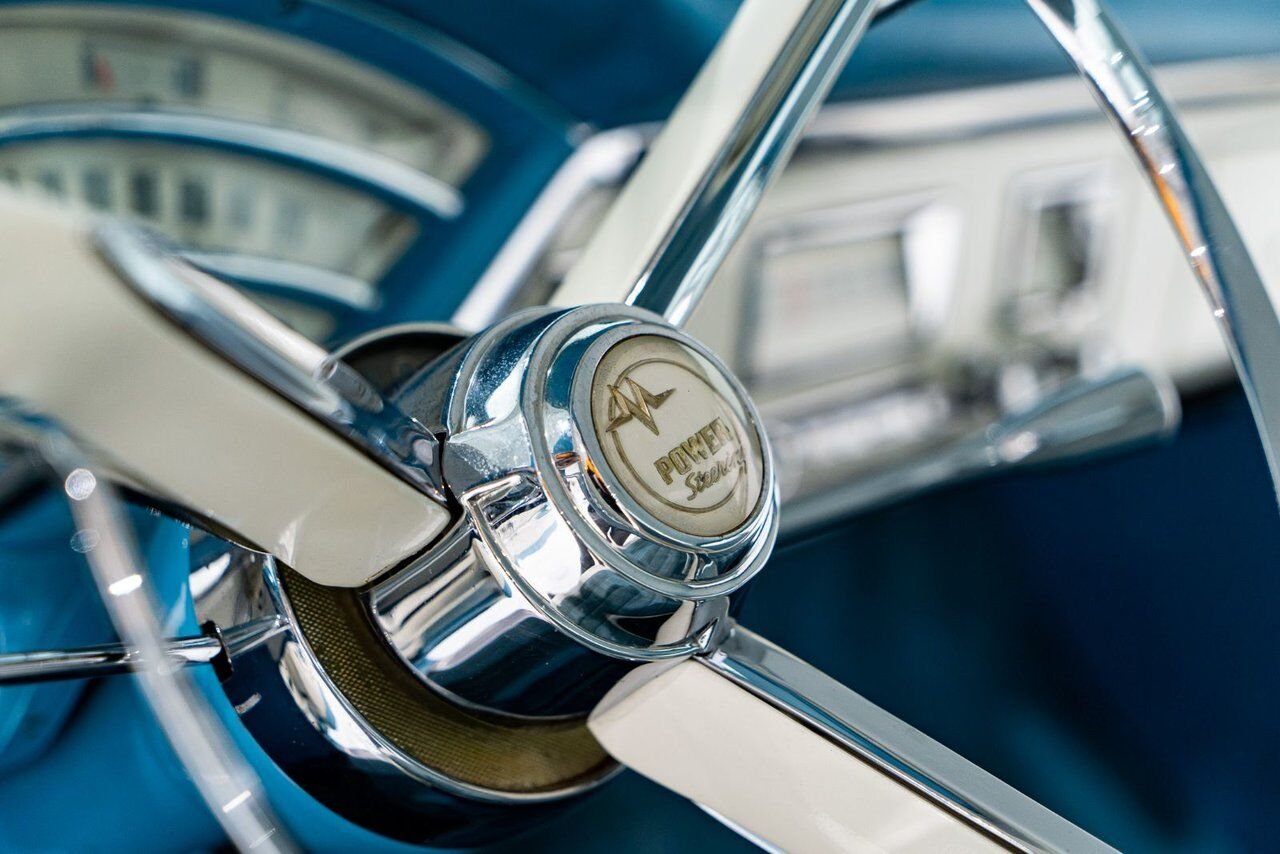 Mercury Monterey **PRIX EN USD** Beautifully presented from former restoration 1956 Blanc Montréal - photo #81