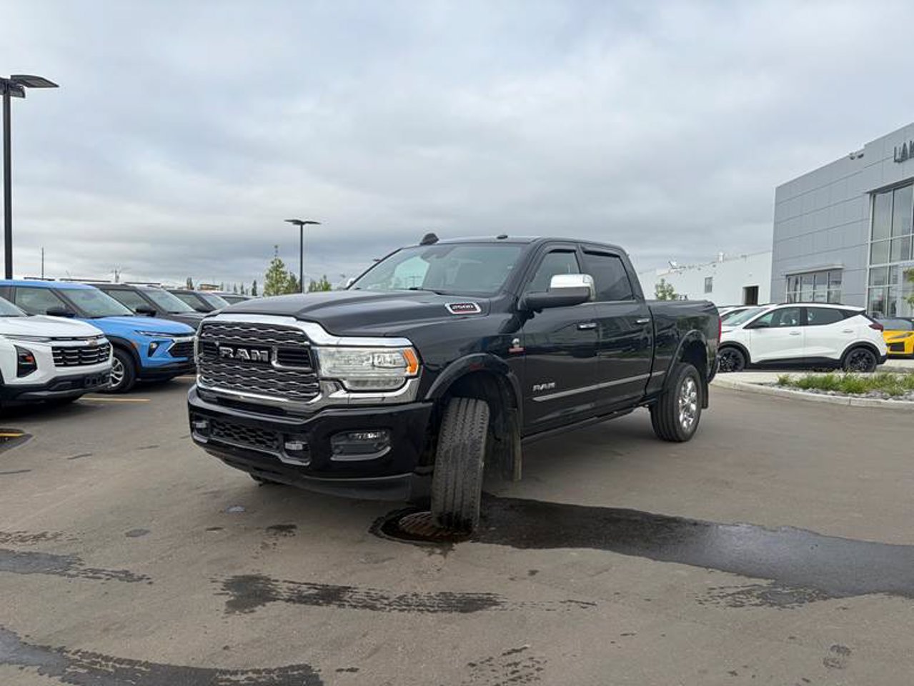 2019 Ram 2500 Limited 4x4 Crew Cab 6'4 Box Black Sherwood Park - photo #2