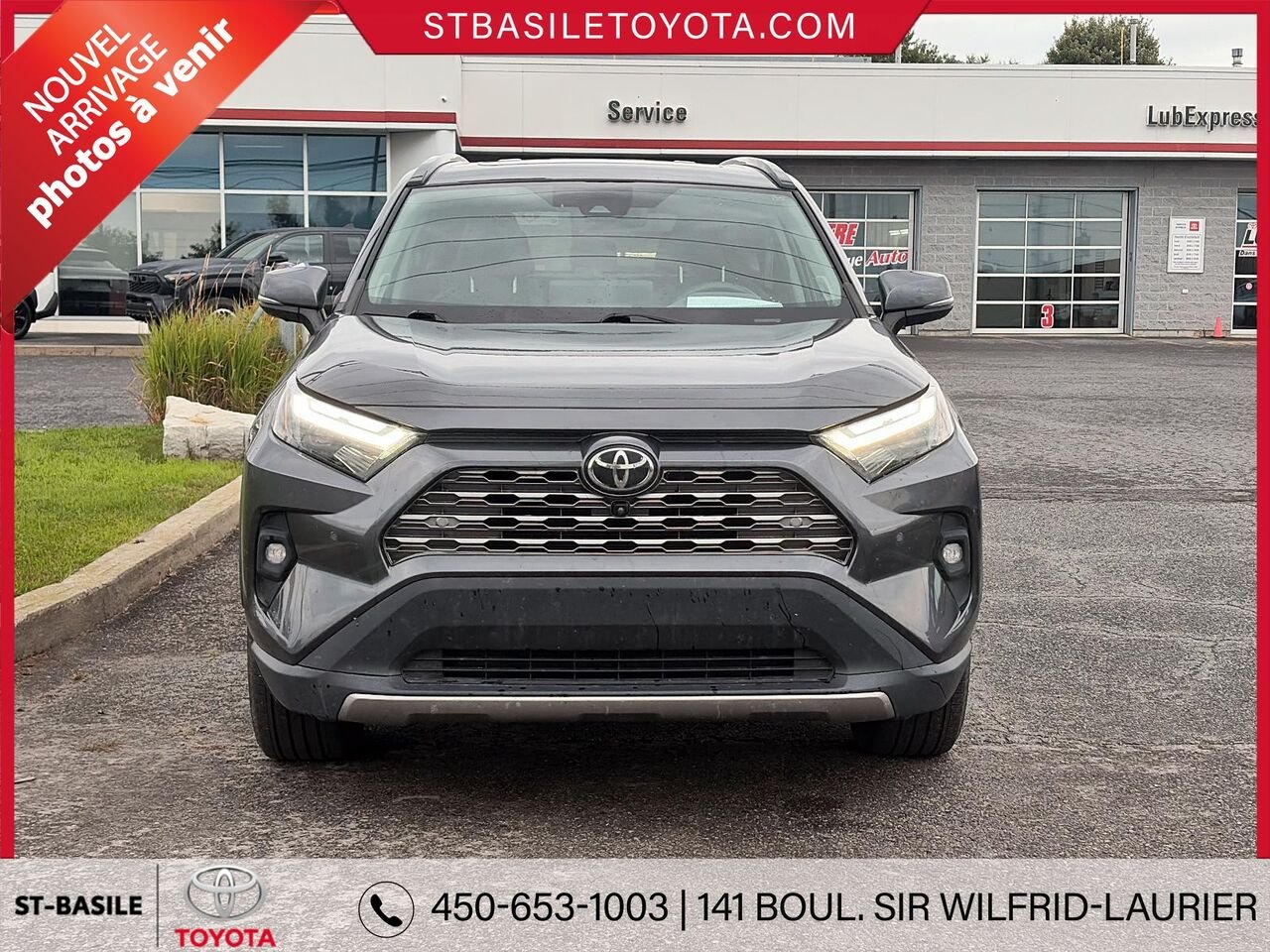 TOYOTA RAV4 2023 Gris Saint-Basile-le-Grand - photo #4