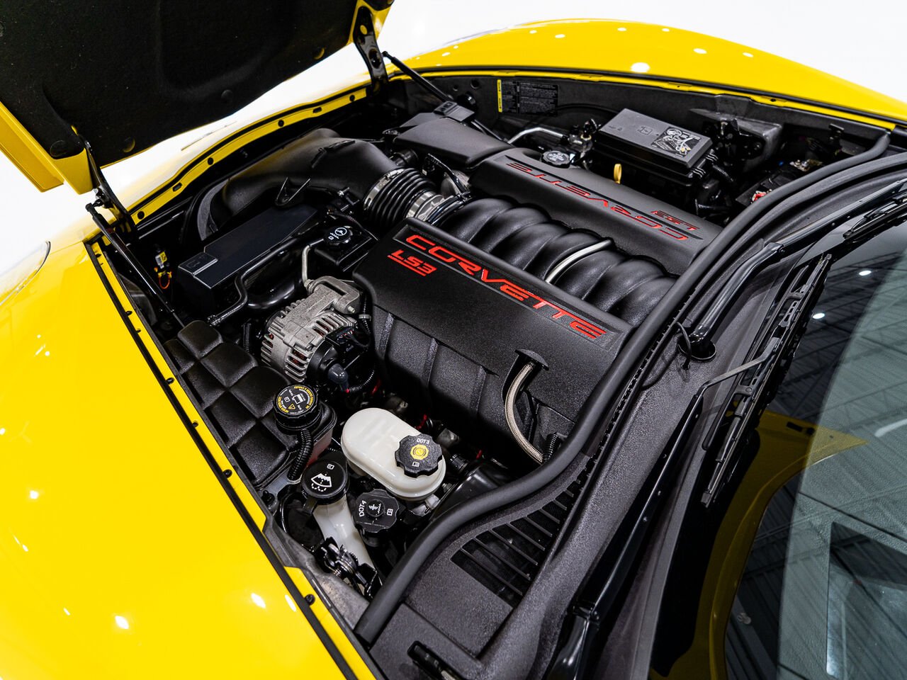 Chevrolet Corvette With only 900km (563mi) From new with window sticker 2008 Jaune Kirkland - photo #90
