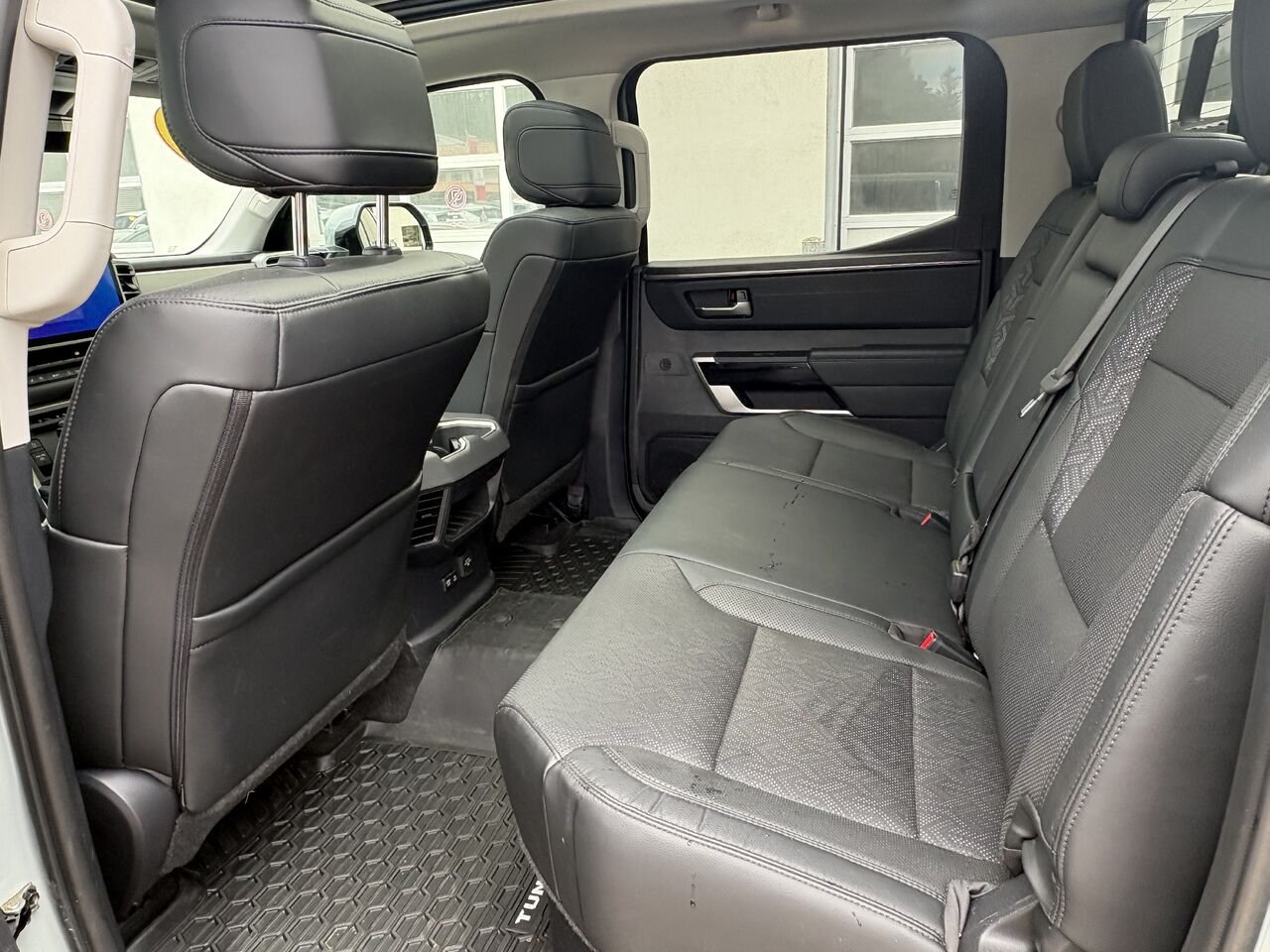 2023 Toyota TUNDRA LIMITED Green Mont-Laurier - photo #10