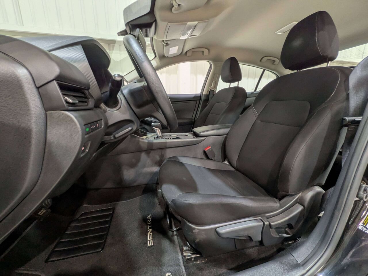 2024 Nissan Sentra S Plus CVT Black Val-David - photo #1
