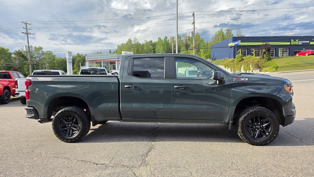 CHEVROLET Silverado 1500 Custom TrailBoss Z71 2025 Vert Mont-Laurier - photo #3