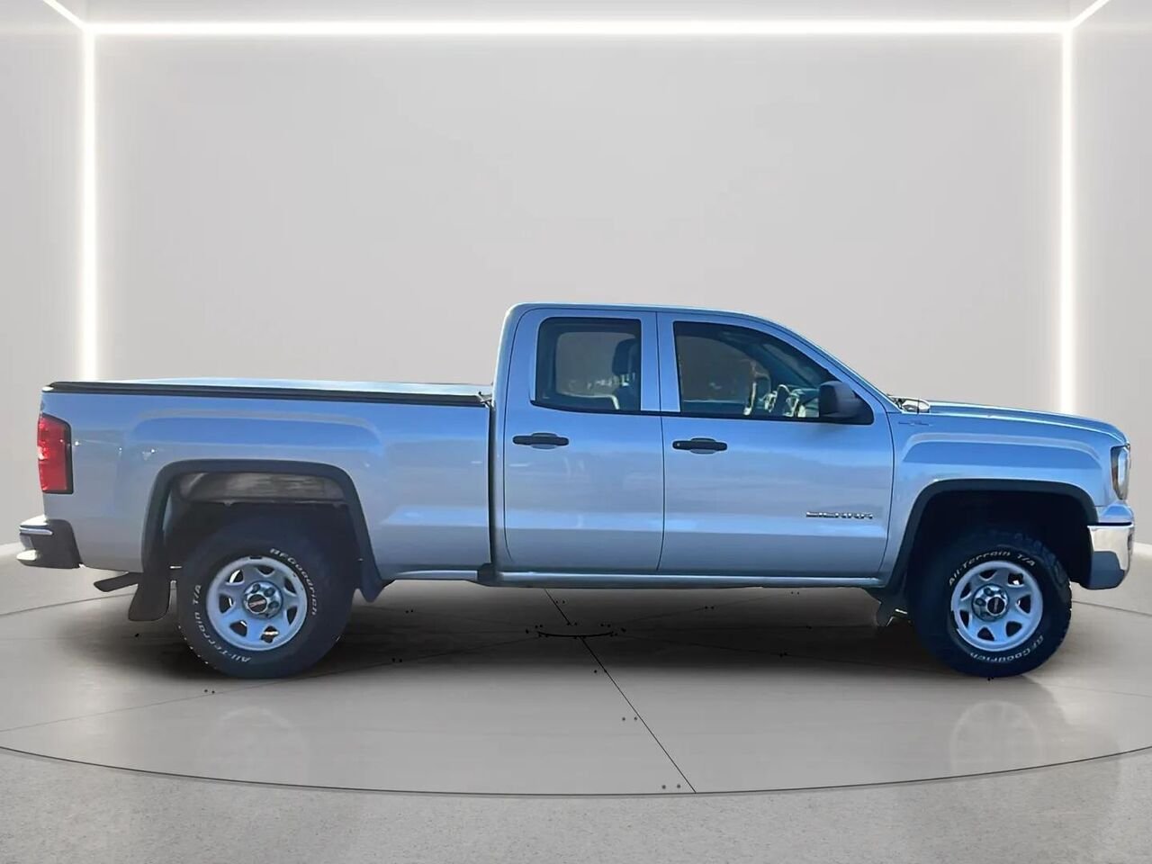 GMC SIERRA 1500 Cabine double 4RM 143,5 po 2017 Argent Gatineau - photo #5