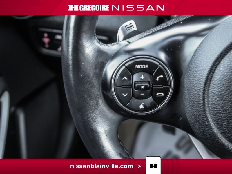 2022 Kia Soul Grey Blainville - photo #15