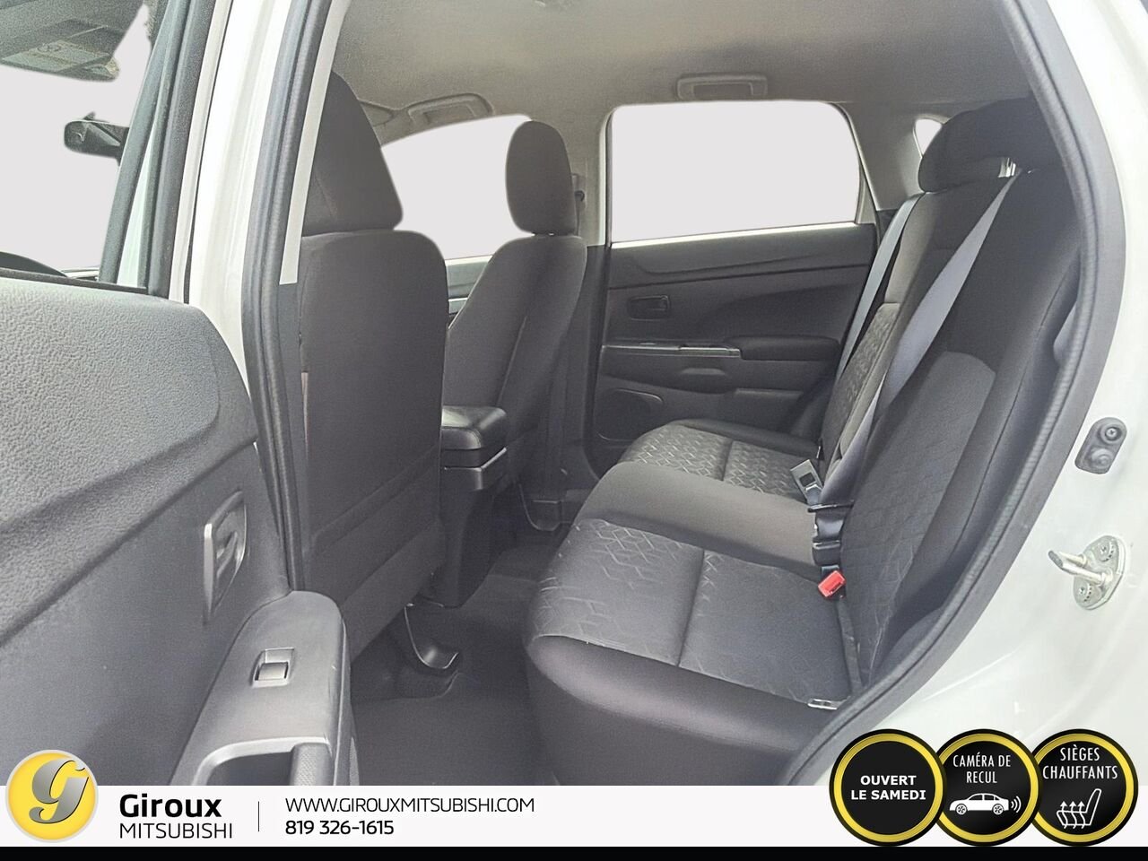 2021 Mitsubishi RVR White Sainte-Agathe-des-Monts - photo #10