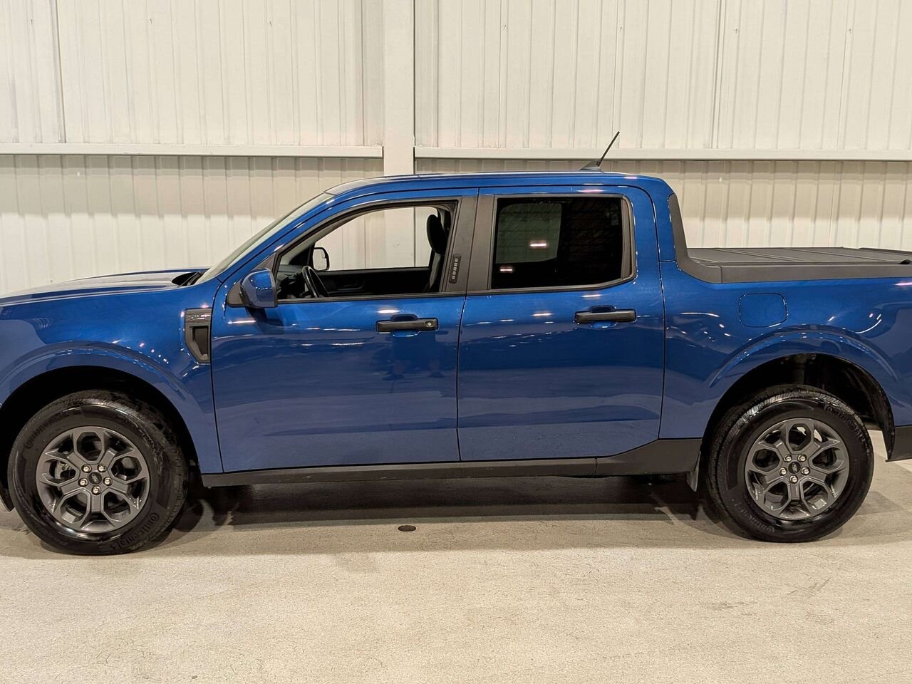 2023 Ford Maverick XLT FWD SuperCrew Blue Val-David - photo #4