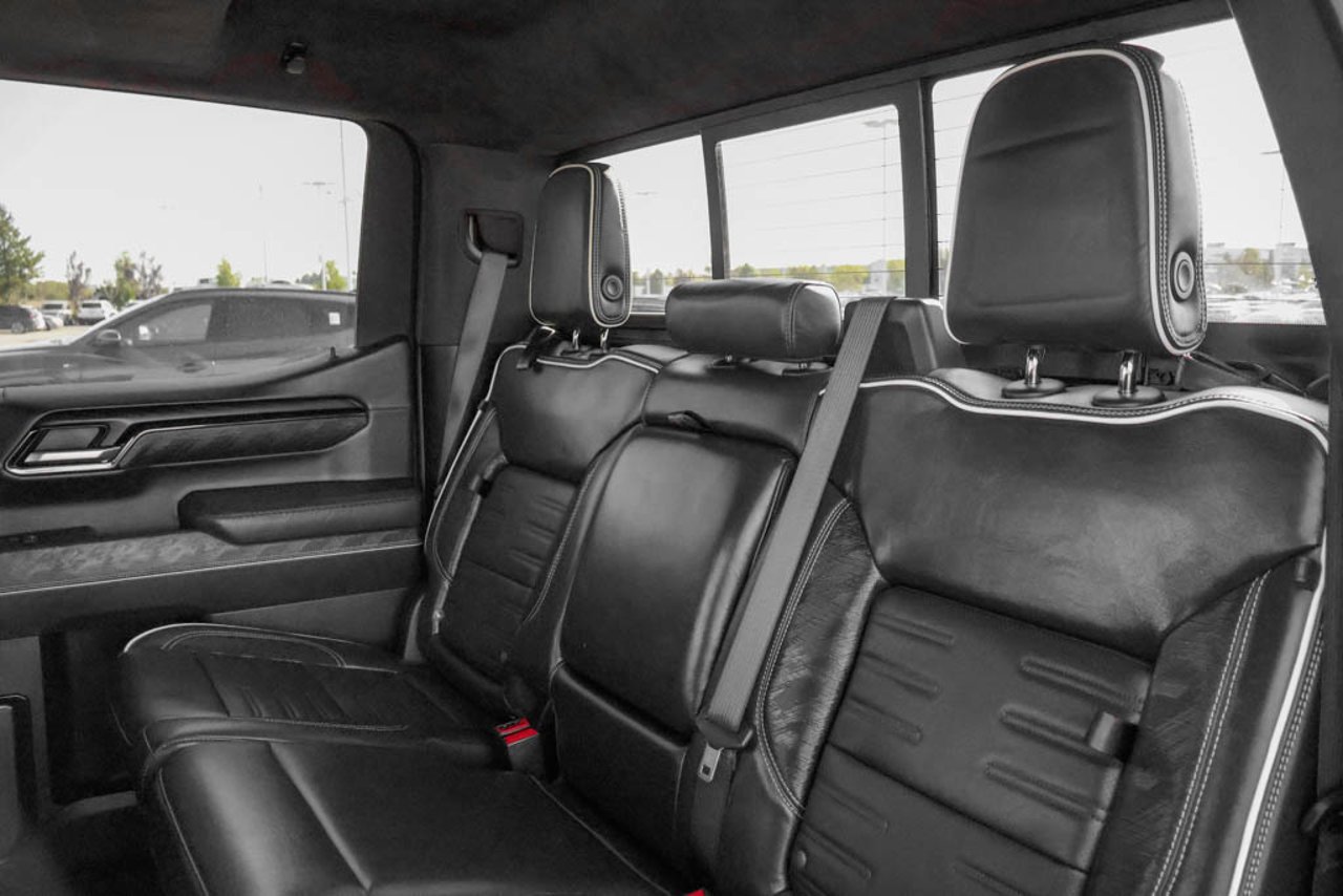 2024 GMC Sierra 1500 4WD Crew Cab 147 AT4X Red Sherwood Park - photo #33