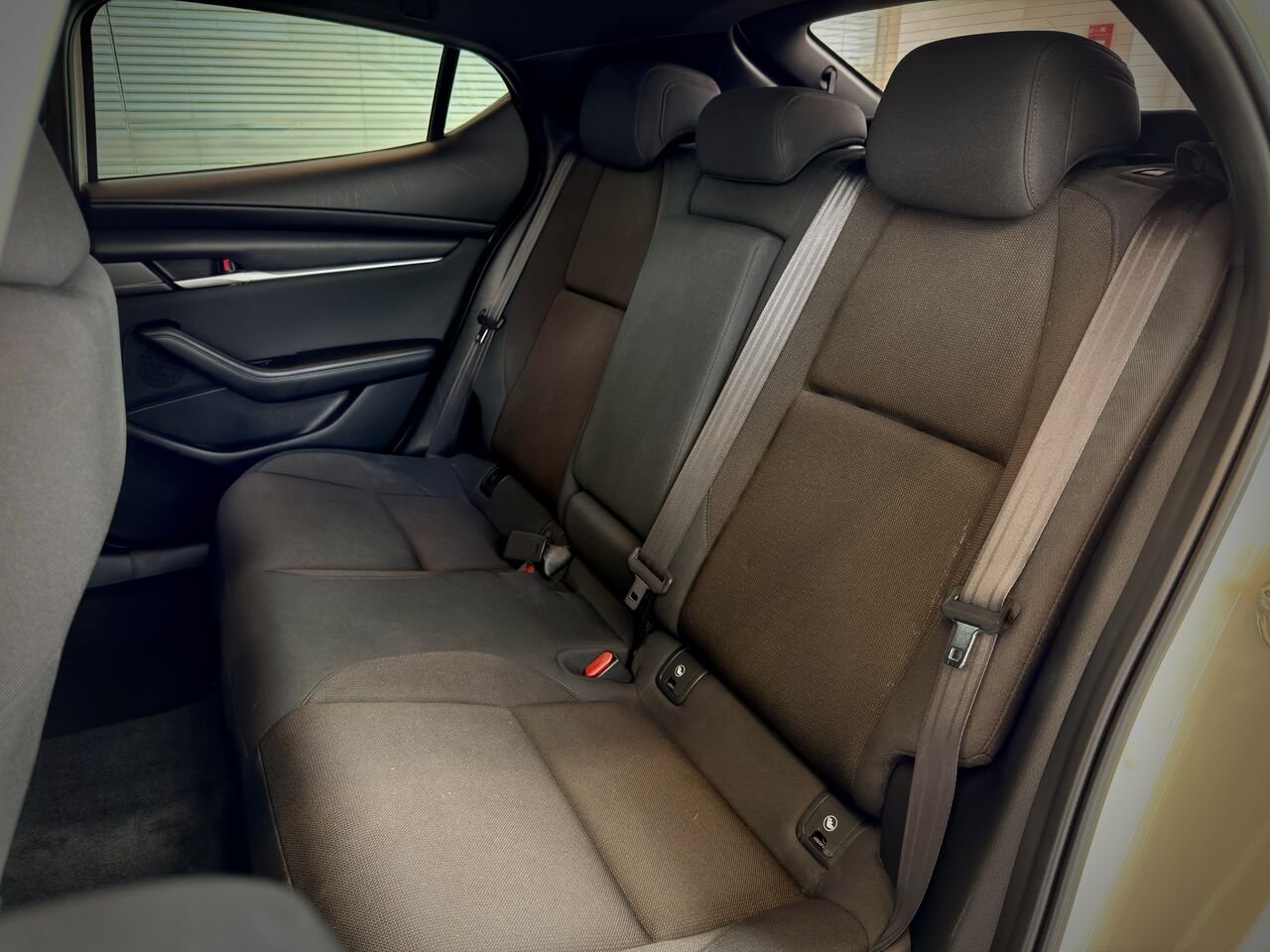 2022 Mazda Mazda3 Sport White Notre-Dame-des-Prairies - photo #18