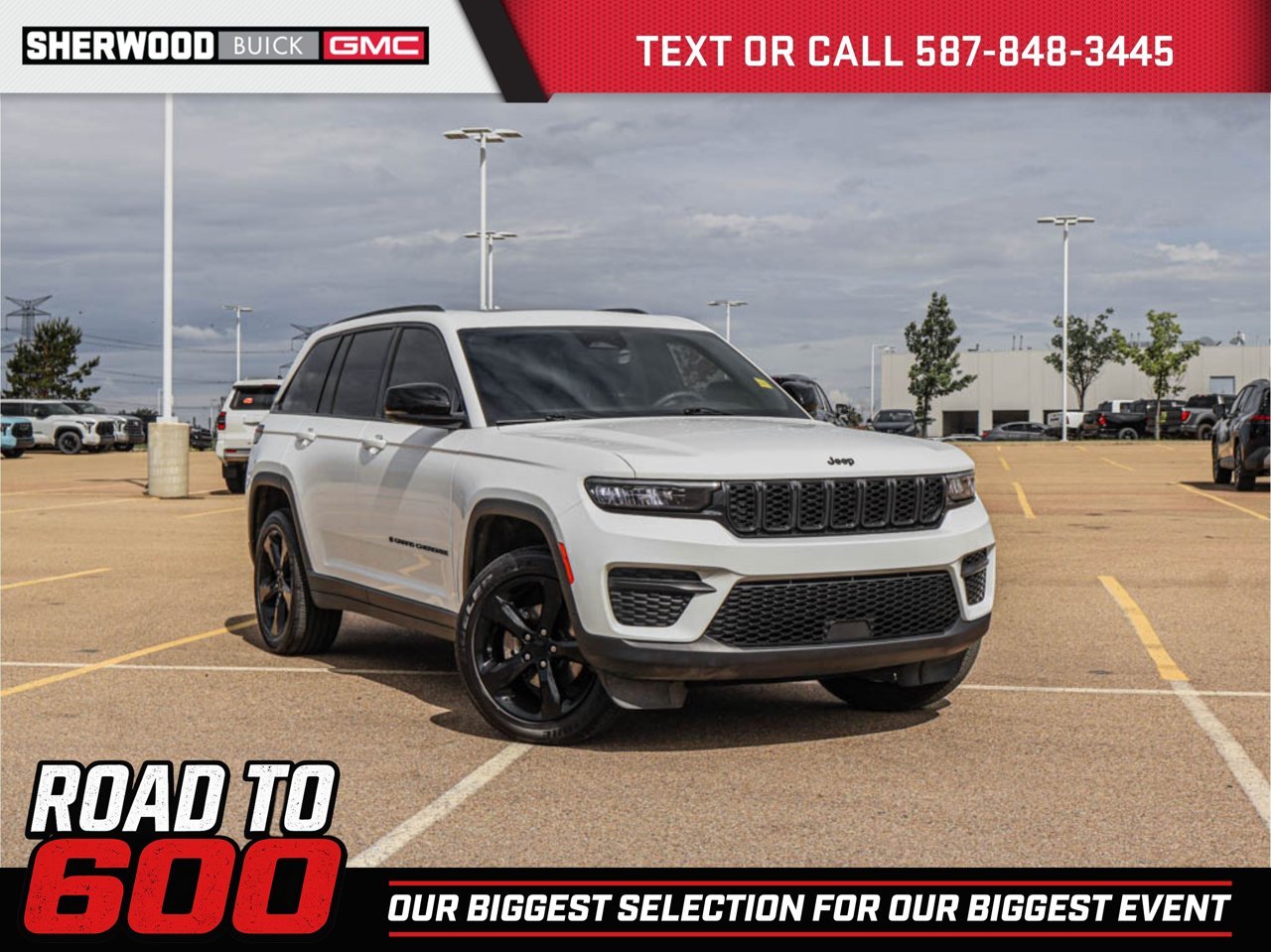 2025 Jeep Grand Cherokee Altitude 4x4 White Sherwood Park - photo #0