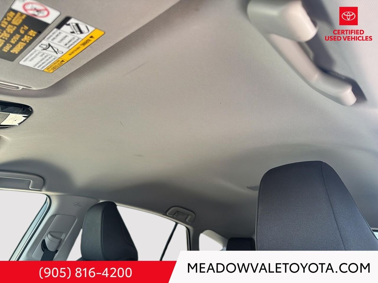 2021 Toyota Venza Hybird, New Tires , New Brakes in the front and back. Comes with Winter Tires and steel rims too! Grey Mississauga - photo #10