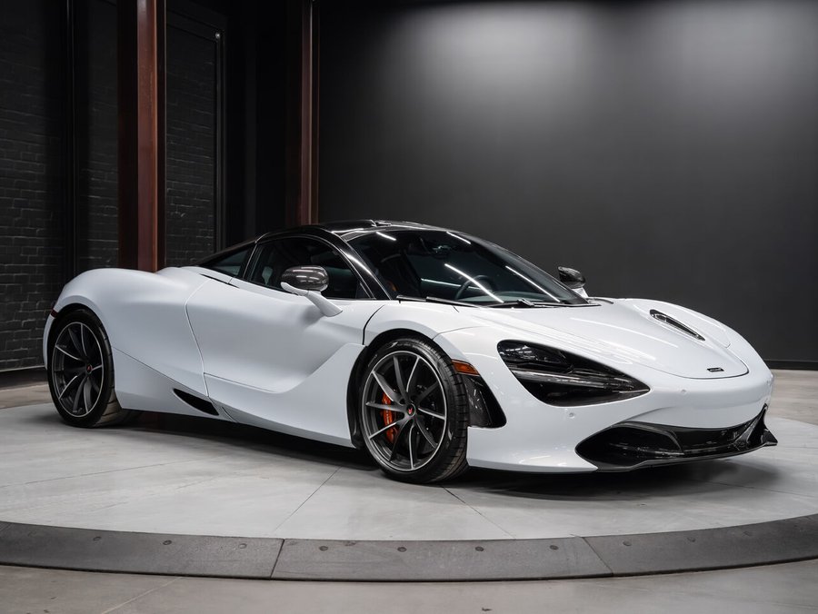 2018 McLaren 720S 2018 White