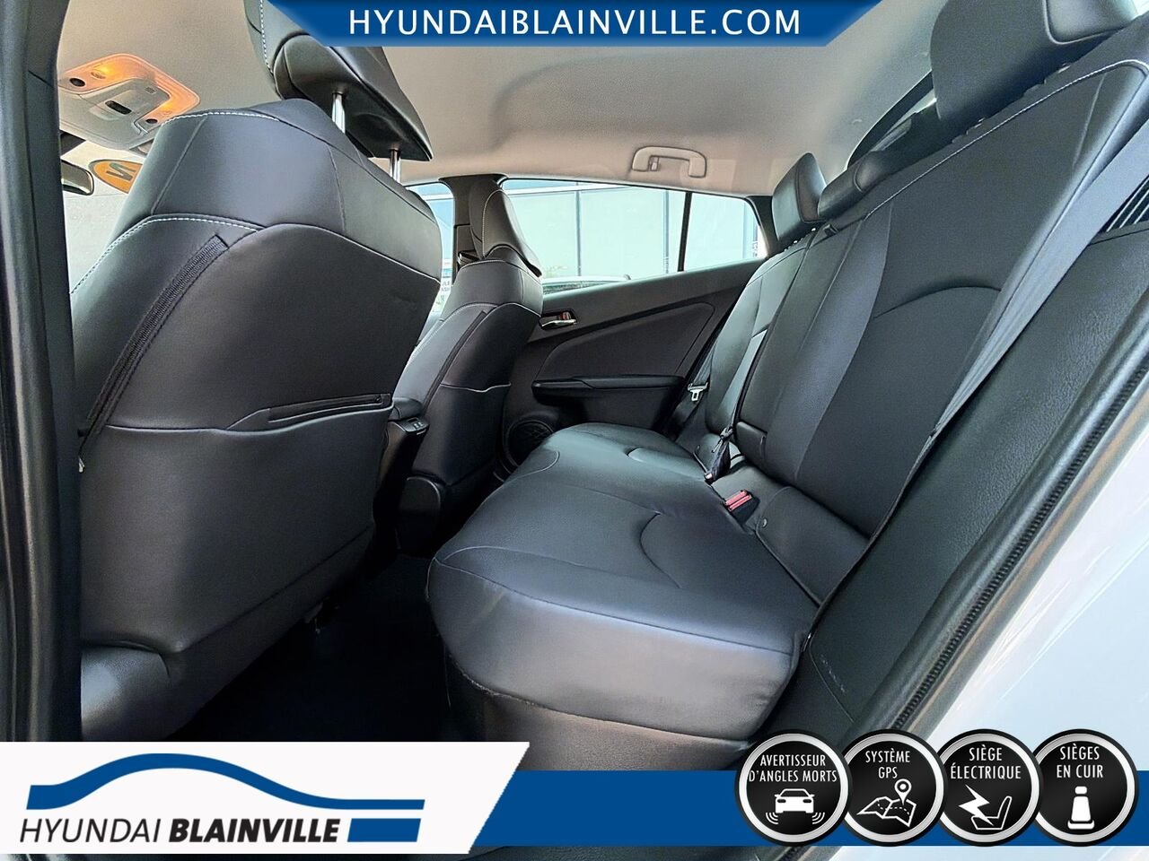 Toyota Prius Prime 2022 Blanc Blainville - photo #19