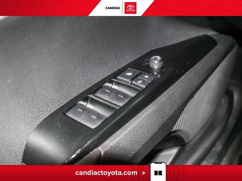 2025 Toyota Camry Grey Blainville - photo #17