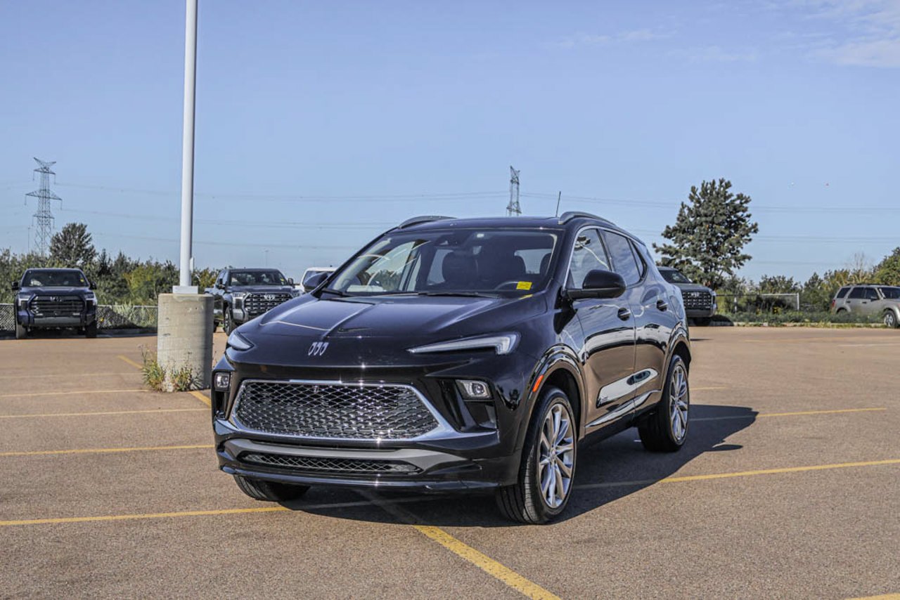 2024 Buick Encore GX AWD 4dr Avenir Black Sherwood Park - photo #3