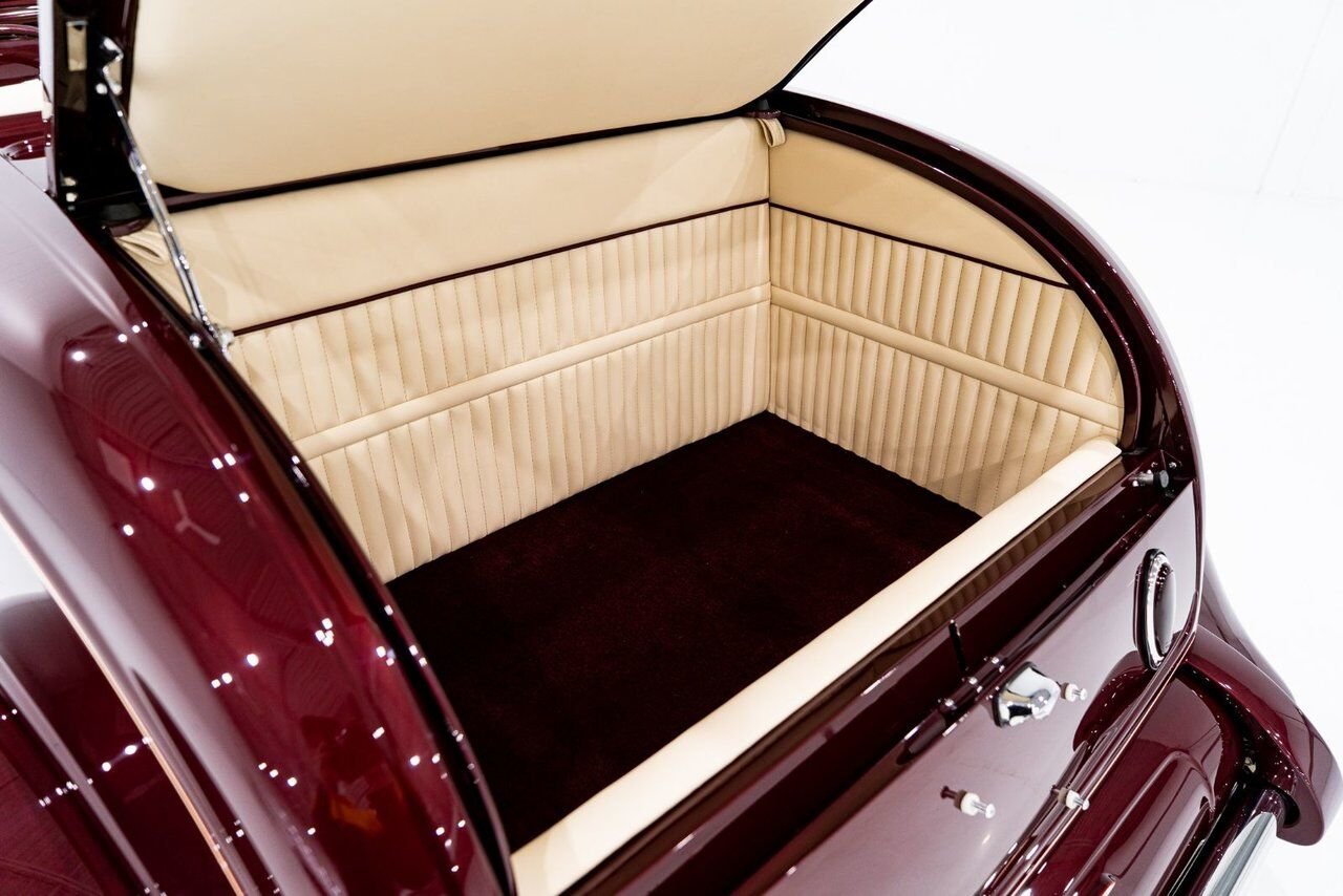 Ford Highboy Lobeck creation spectacular presentation **PRICE IN USD** 1932 Rouge Montréal - photo #65