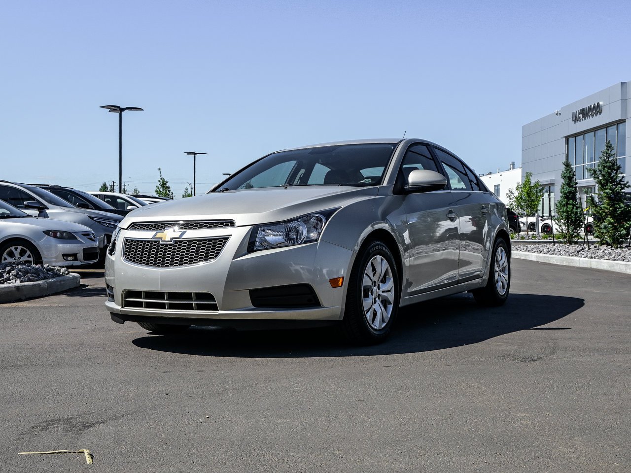 2014 Chevrolet Cruze 4dr Sdn 1LT Beige Sherwood Park - photo #3