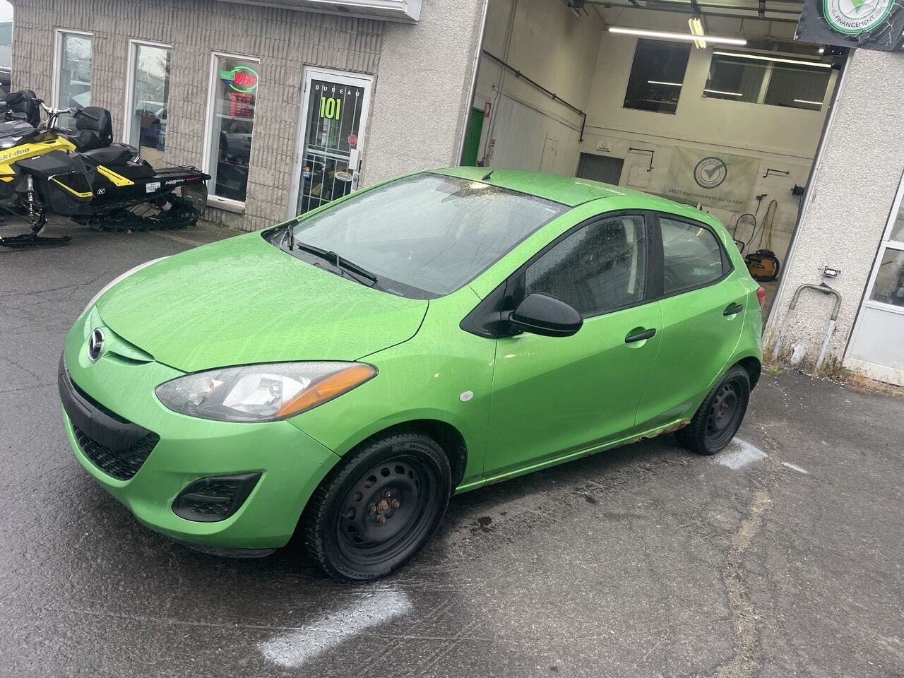 Mazda Mazda2 2013 Vert Longueuil, - photo #0