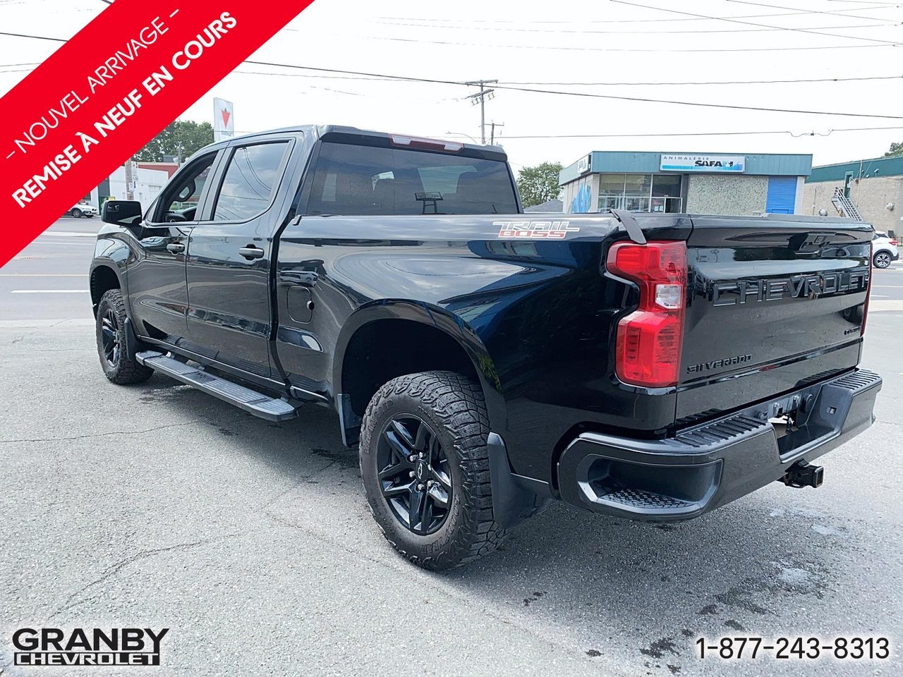 Chevrolet Silverado 1500 Custom Trail Boss crewcab boite 6.6 | 26-0908A 2024 Noir Granby - photo #7
