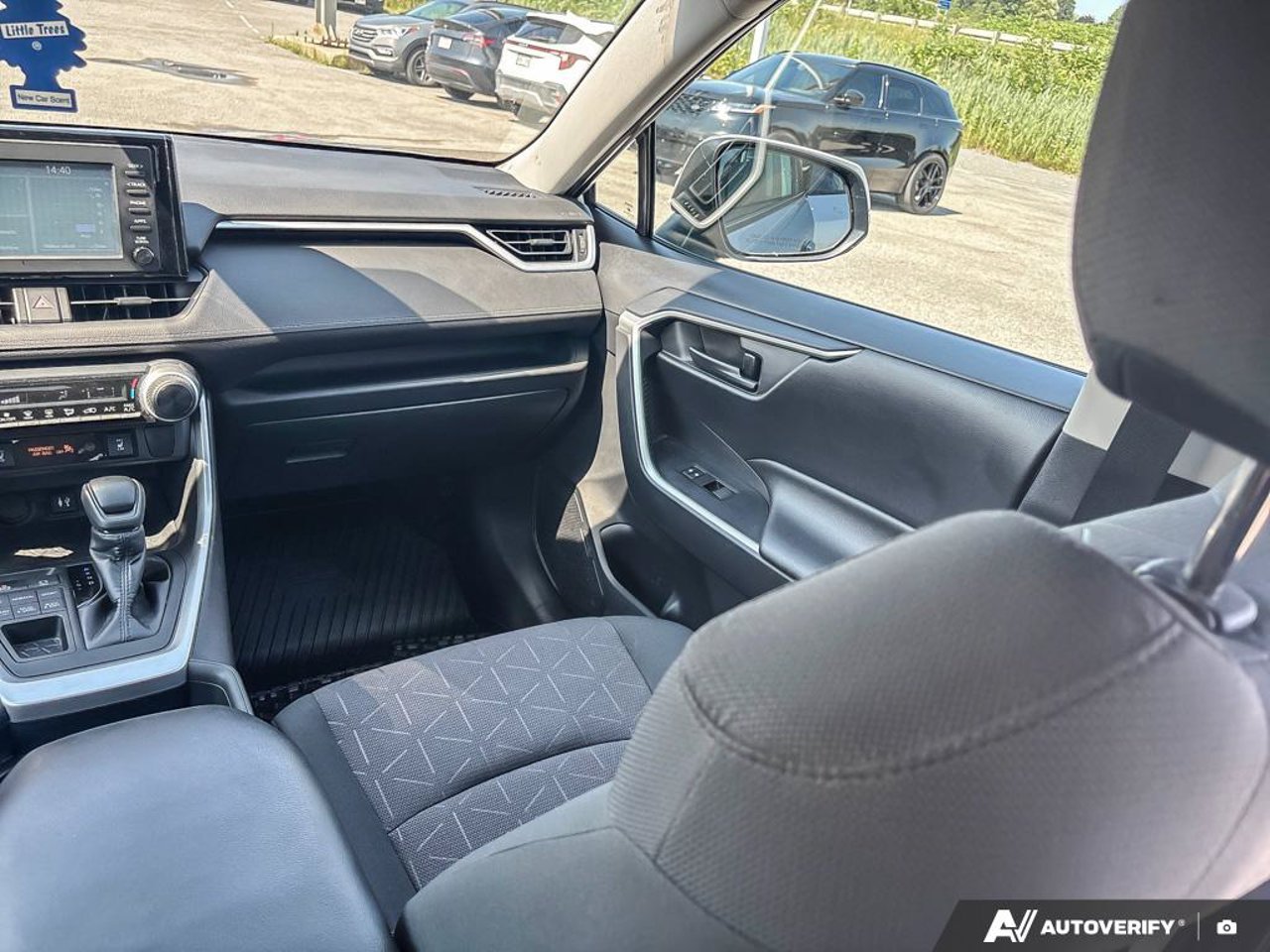 2019 Toyota RAV4 2T3B1RFV1KW071283 Grey Mirabel - photo #27
