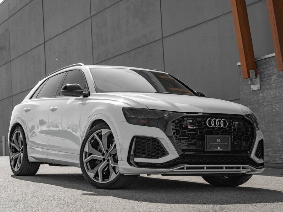2021 Audi RS Q8 White