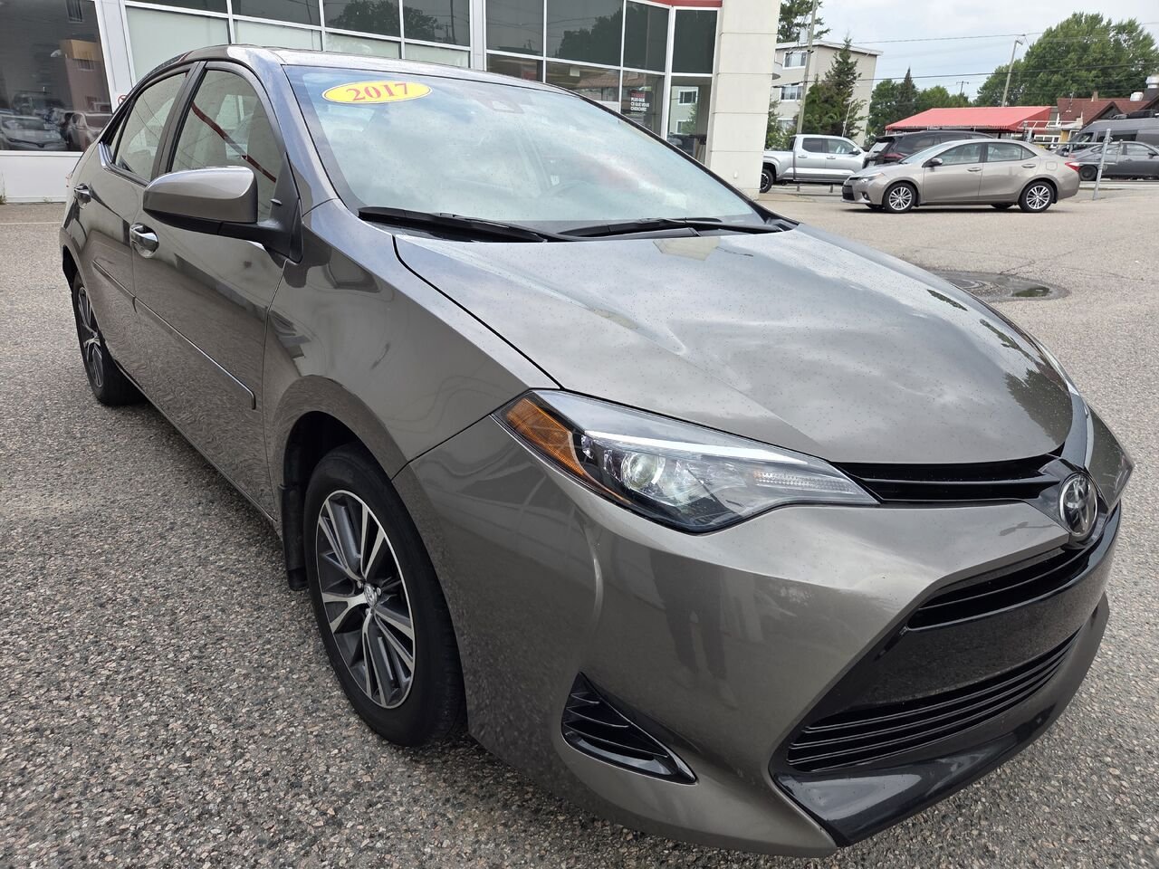 2017 Toyota COROLLA Grey Mont-Laurier - photo #6