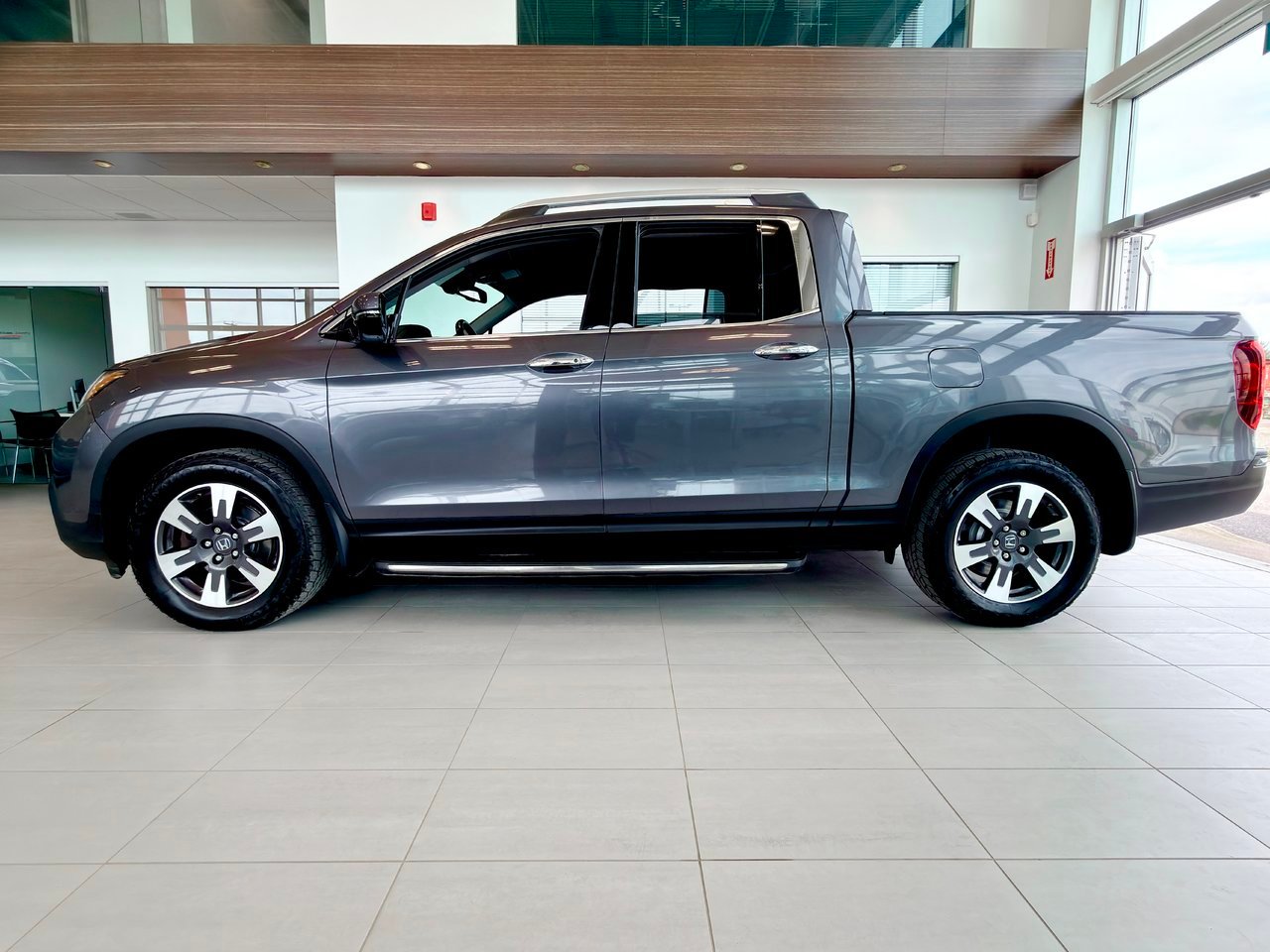 2019 Honda Ridgeline Silver Notre-Dame-des-Prairies - photo #7