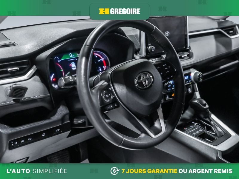 2023 Toyota Rav 4 White Blainville - photo #11