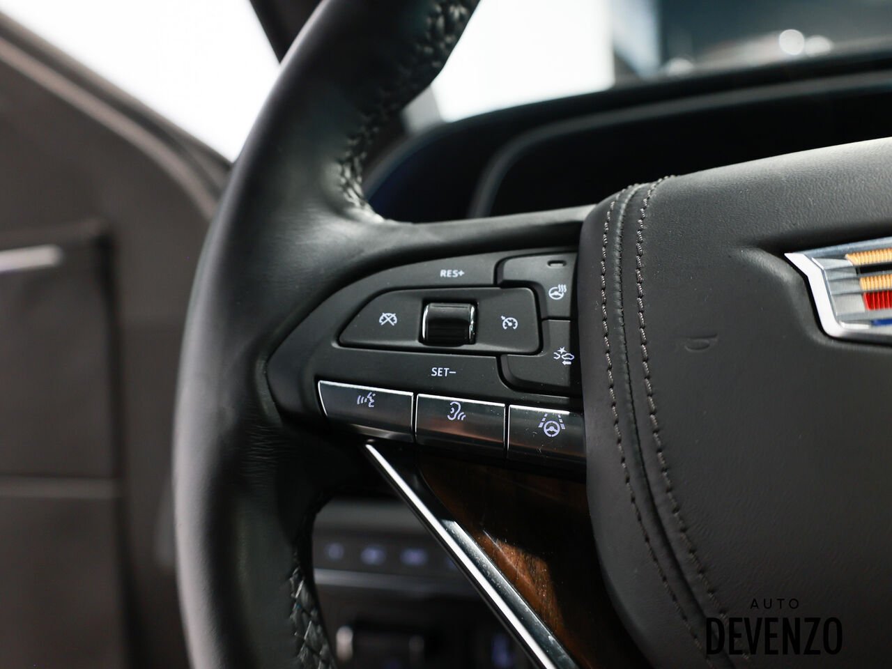 Cadillac Escalade 2024 Gris Saint-Eustache - photo #20