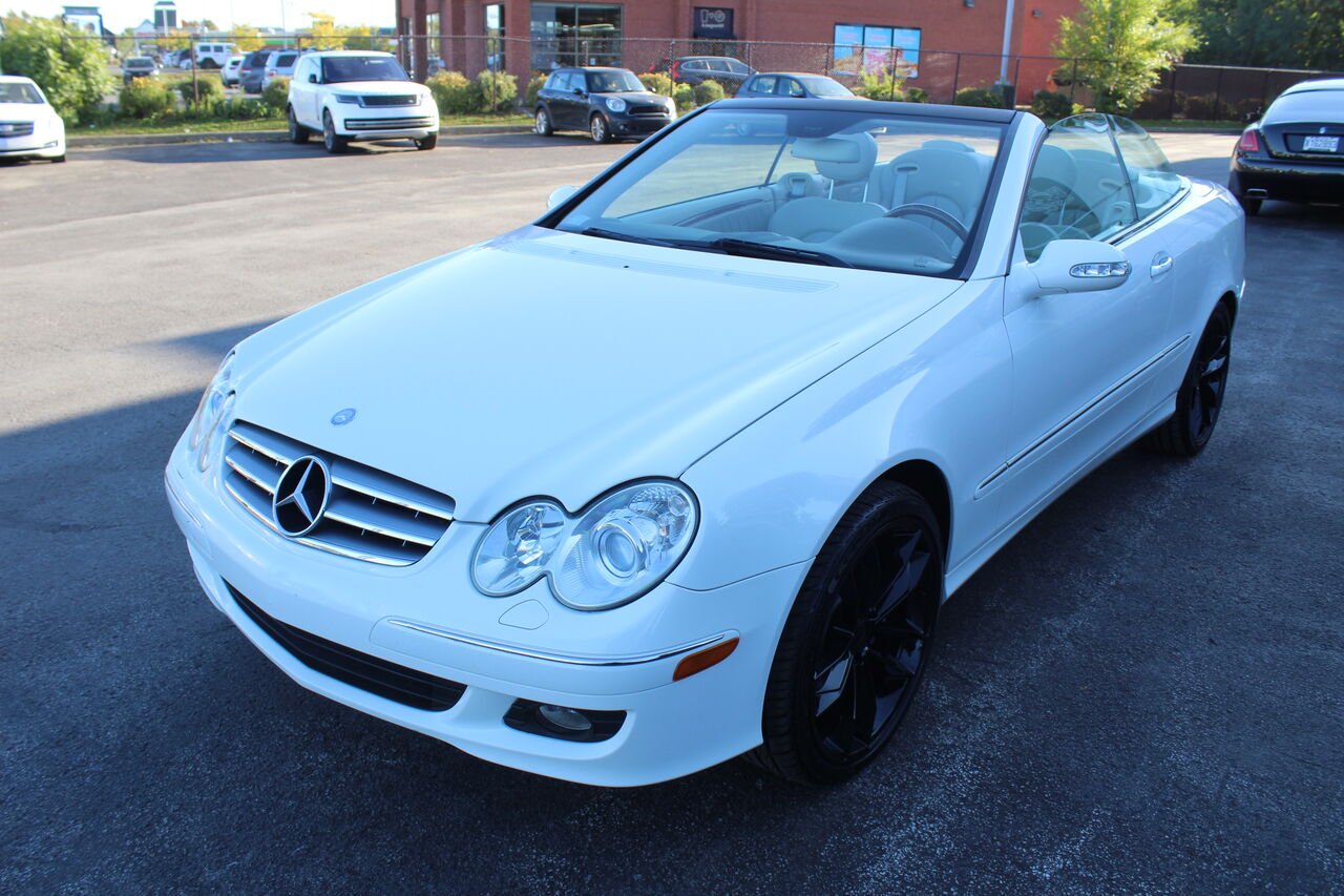 Mercedes-Benz Classe-CLK VIN: WDBTK56G96F204759 2006 Blanc Sainte-Rose - photo #1