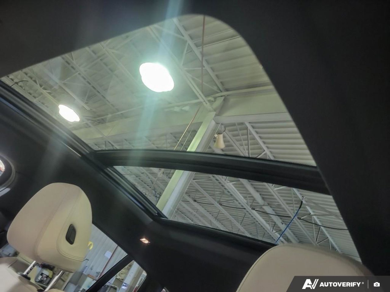 2023 BMW X4 5UX33DT04P9P71072 Red Mirabel - photo #29